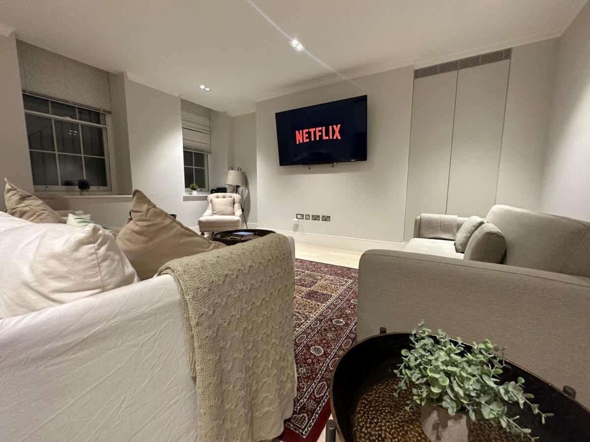 Sg, Chic Covent Garden Apartment London Kültér fotó